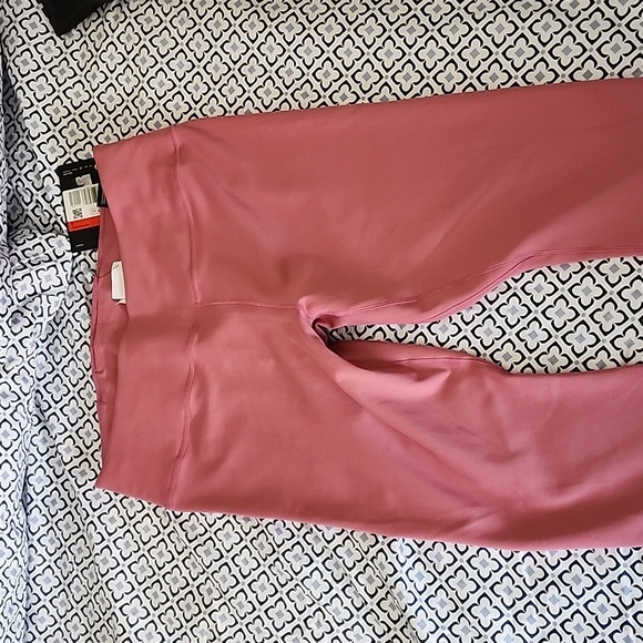 Nike Dry Fit Leggings - Picture 1 of 7